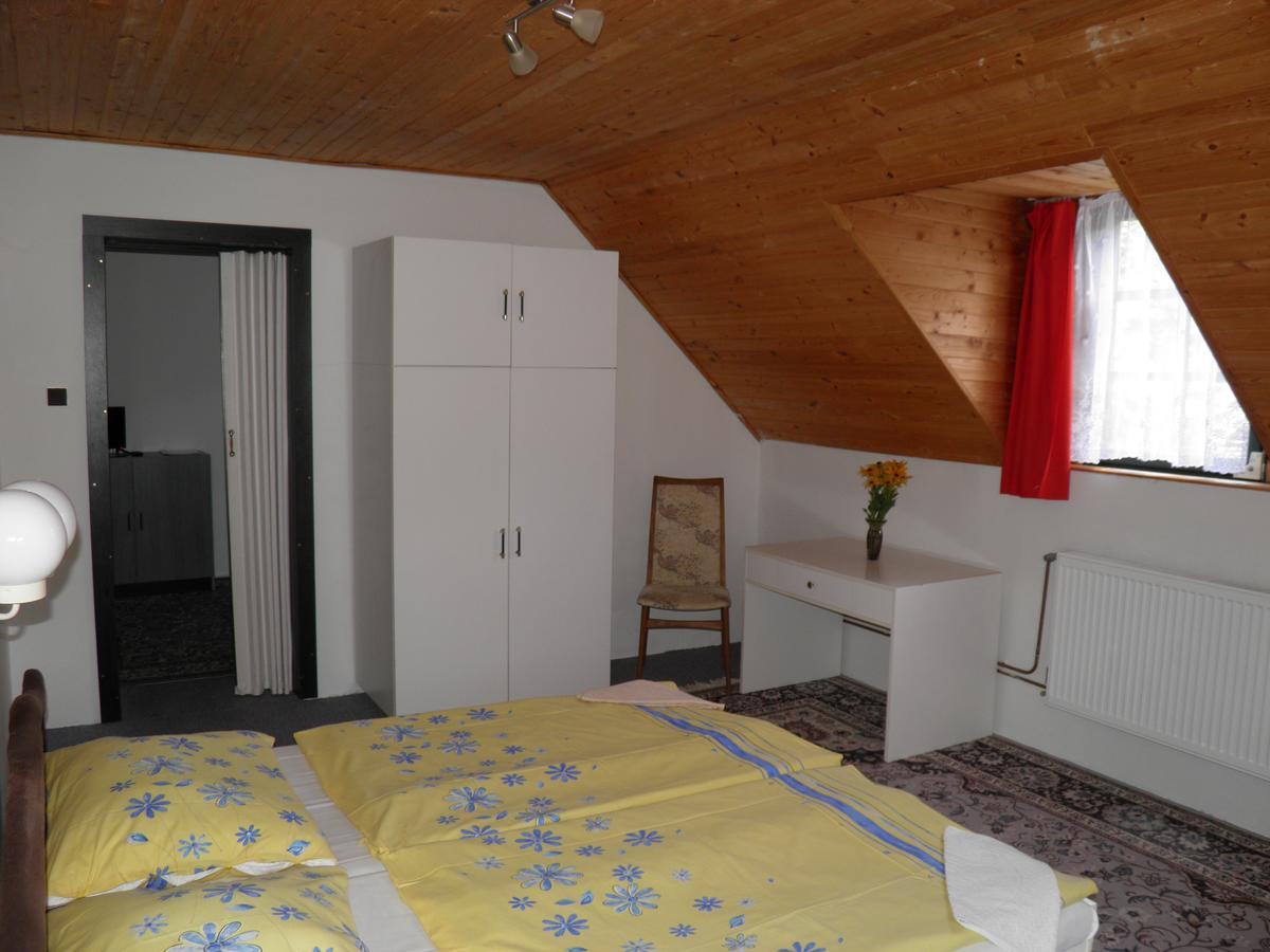 Pension Lipa Horni Marsov Exterior photo